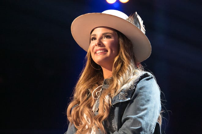 Opelousas native and Teurlings Catholic graduate Kylie Frey has advanced to the "Real Country" finals on the USA Network.