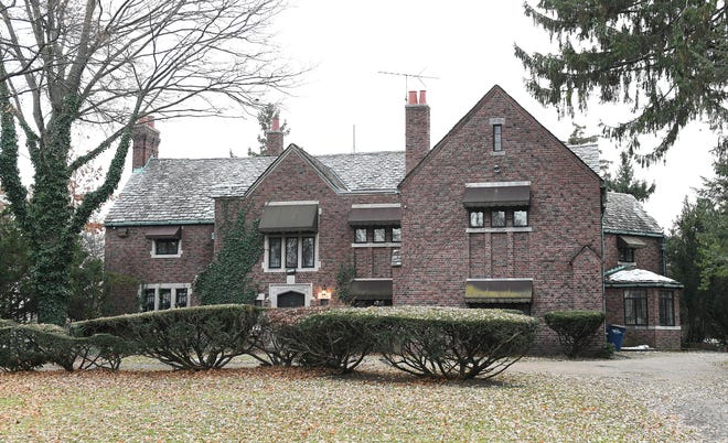 This property at 18261 and 18281 Hamilton Road in Detroit on Nov. 23, 2018. This property in Detroit is the last one owned by Aretha Franklin and has been sold.