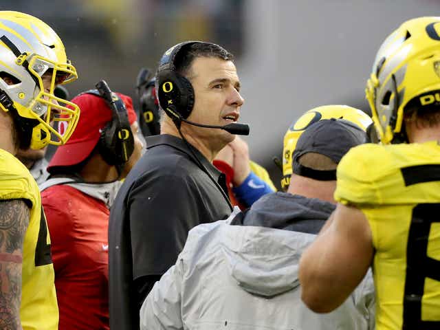 Oregon Ducks A Look At The Football Coaching Staff After Recent Hires