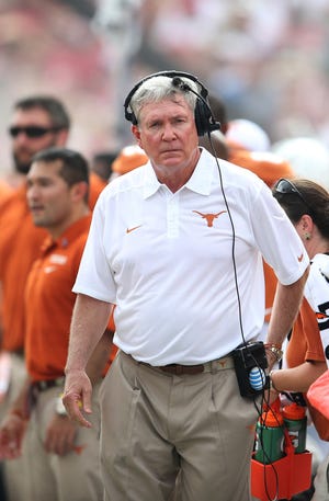Mack Brown in talks with North Carolina about returning as coach