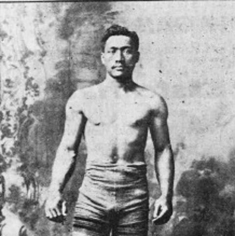 Frank Kanae, maternal grandfather to Kalani...