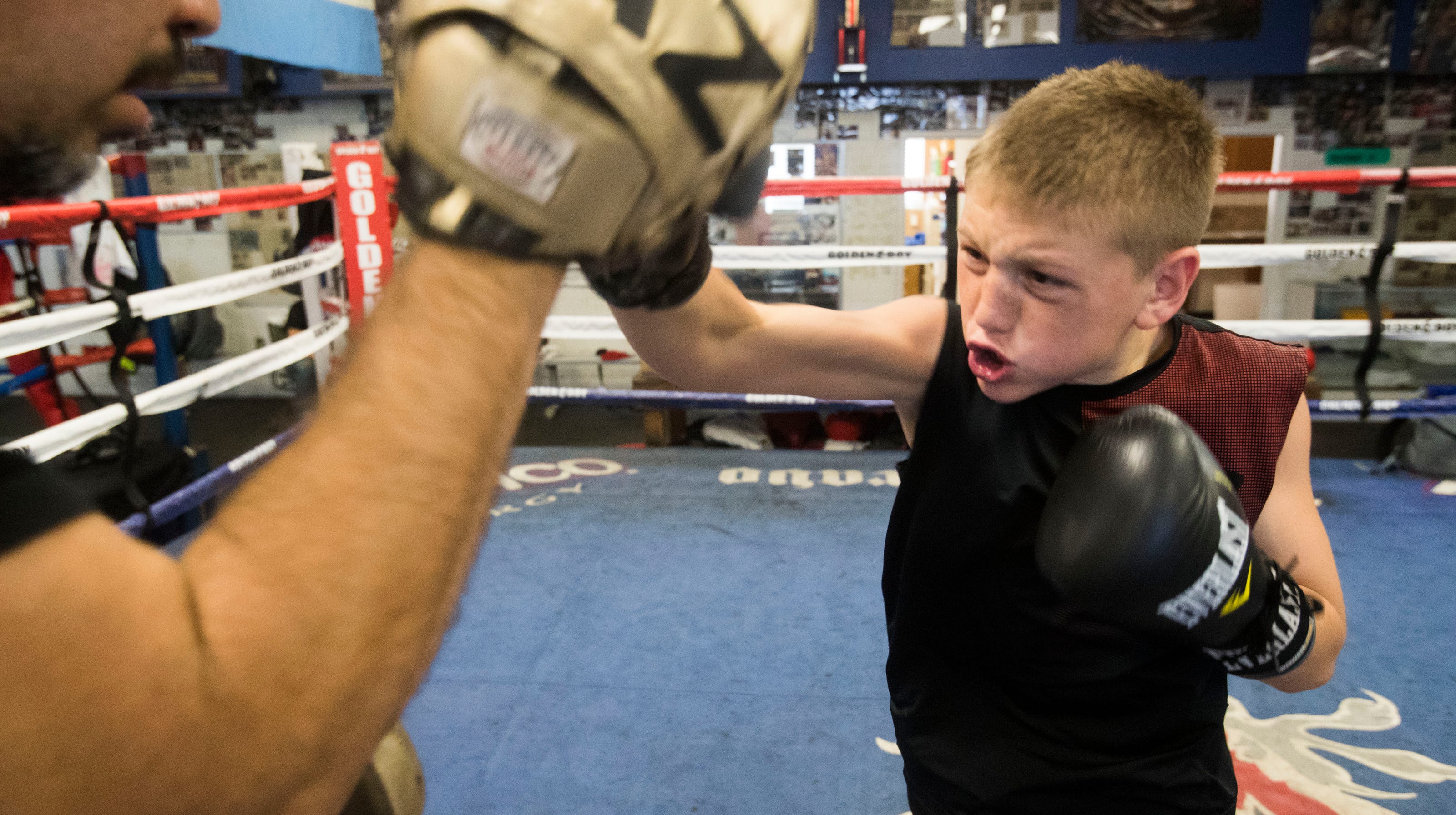 Bløde fødder Happening mini Palm Springs area 13-year-old Cayden Griffiths chases boxing dream