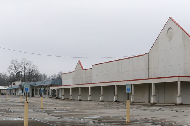 Local leaders hope Reid Health's plans to open a new health care center in the former grocery section of King's Plaza will spark more economic development on Richmond's west side.