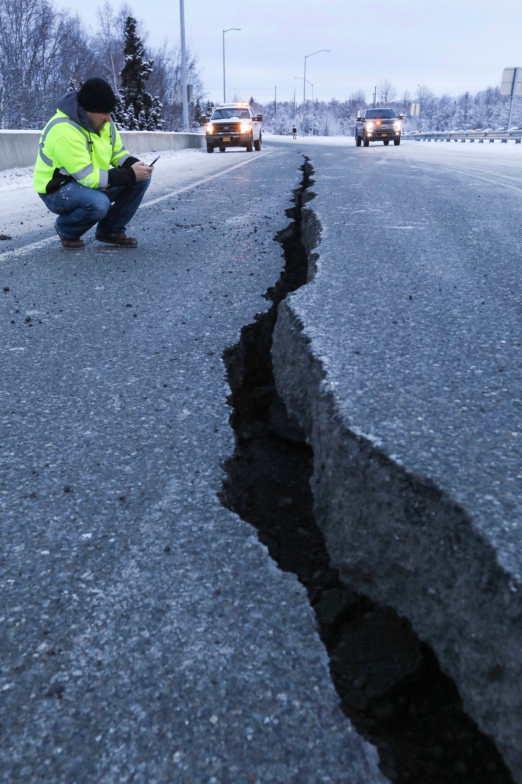 Alaska Earthquake Anchorage Recovers As Aftershocks Continue