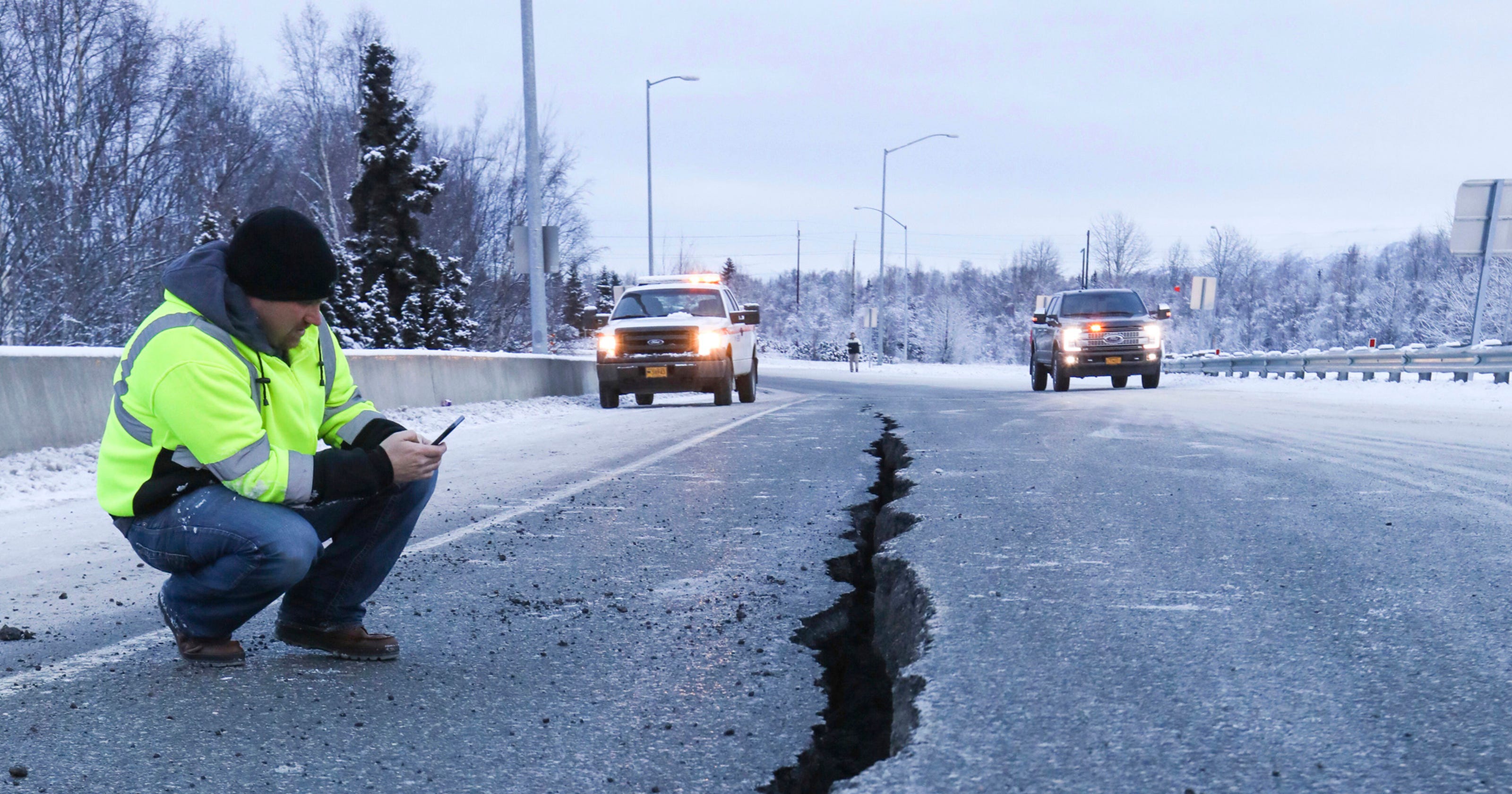 Alaska earthquake Anchorage recovers as aftershocks continue