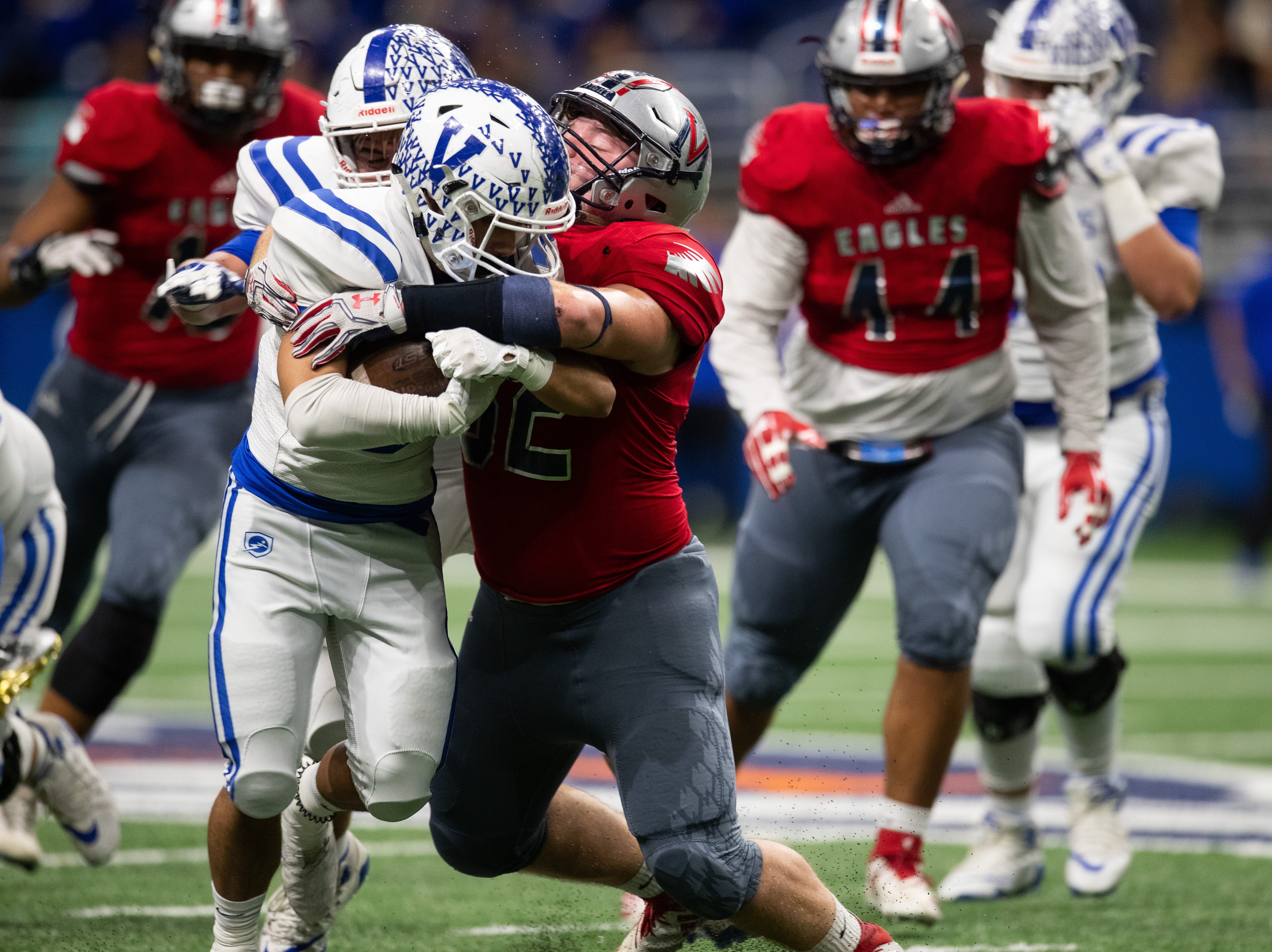 Mission Veterans Memorial Tops Veterans Memorial In Playoff Shootout