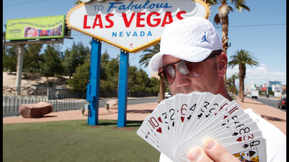 In 2010, Robert Cipriani was calling himself "Robin Hood 702." A modern day Robin Hood, Cipriani gave away over $1 million of his blackjack winnings to families in need.  