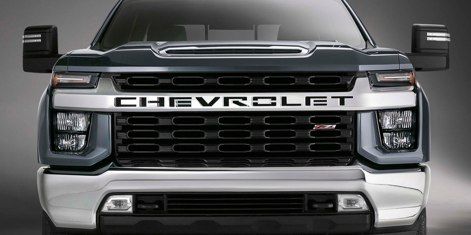 Gm S Heavy Chevy Silverado Hd Makes Its Debut
