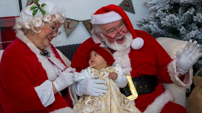 Santa Claus Near Me Santa Near Me Where To Get Photos Taken With Santa In Smyrna Murfreesboro Santa Claus Near Me Santa Near Me Where To Get Photos Taken With Santa In Smyrna Murfreesboro