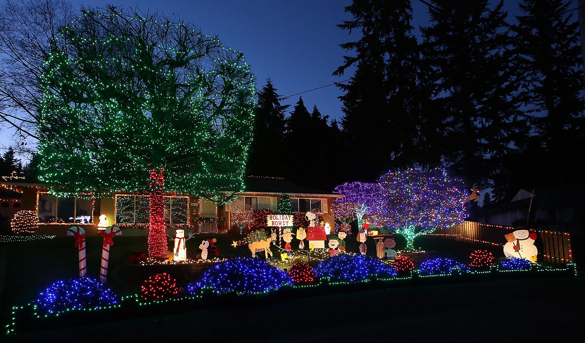 Christmas 2022 Kitsap The Christmas Street' In East Bremerton Is Bright And Merry