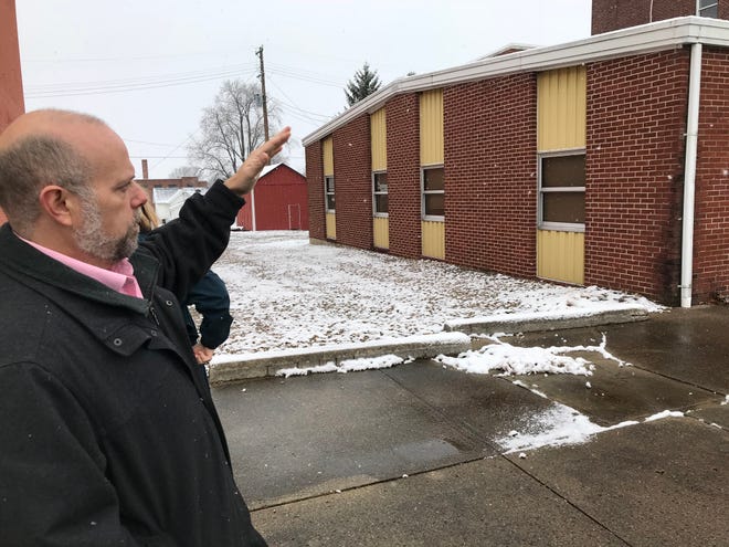 Chillicothe & Ross County Public Library Director James Hill talks about the steel-frame building and lot the library is in the process of obtaining to move the Kingston branch library back downtown.