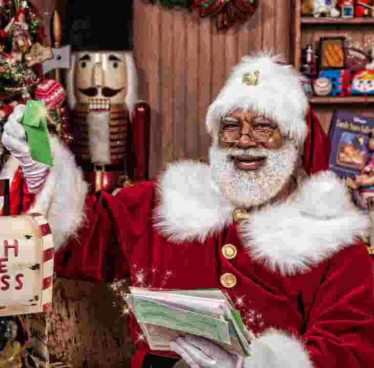 Black Santa Event Aims To Promote Holiday Diversity Open Mindedness