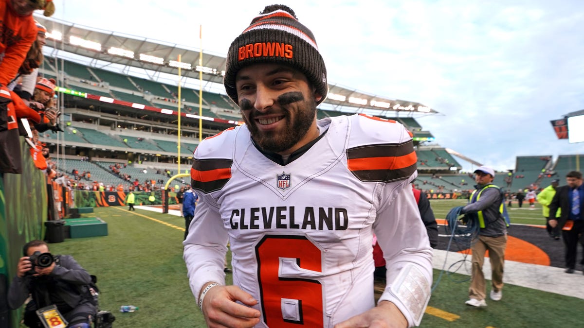 Cleveland Browns quarterback Baker Mayfield (6) reacts after defeating the Cincinnati Bengals at Paul Brown Stadium.