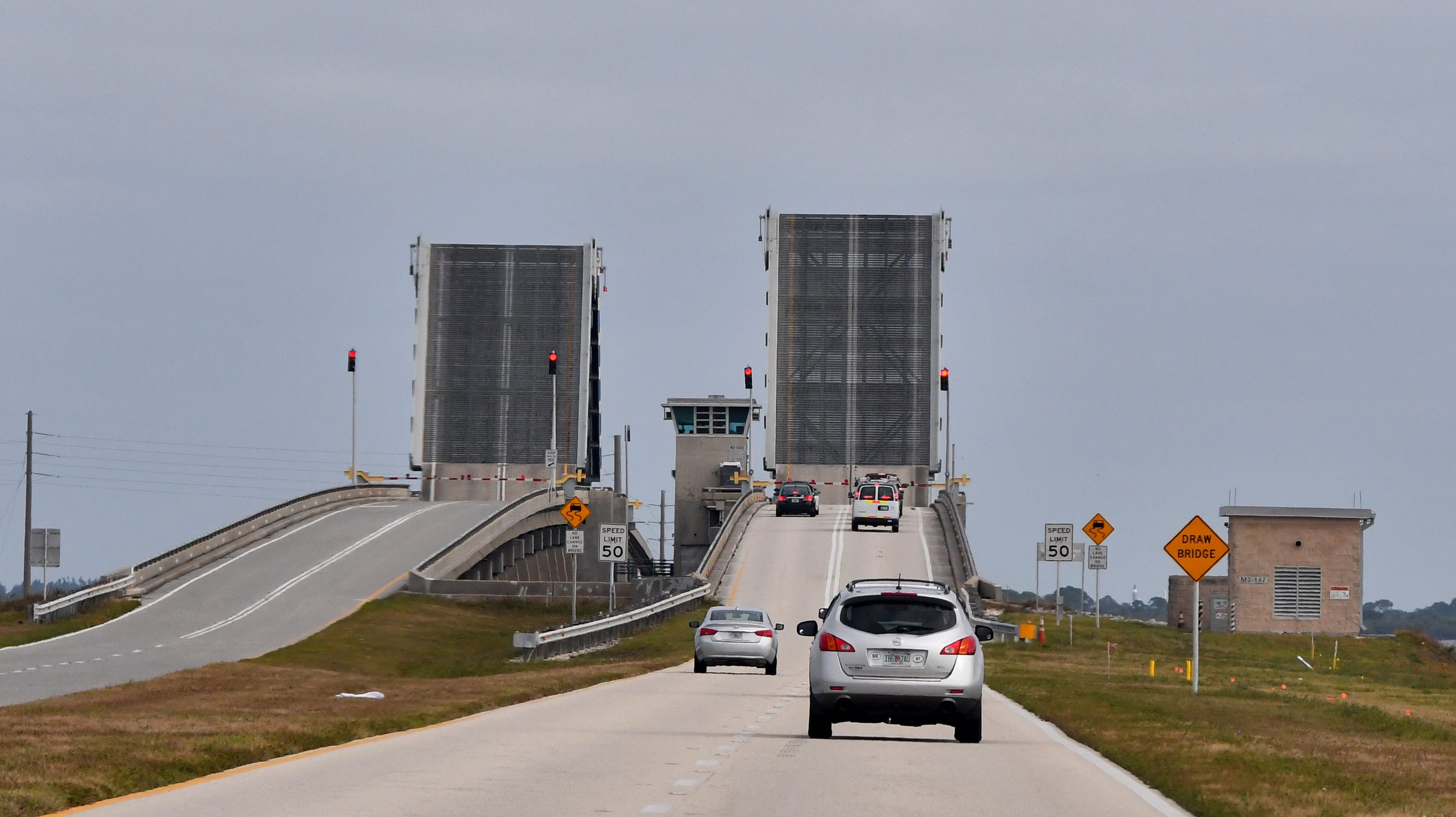 NASA Causeway on State Road 405 to be replaced by taller, larger bridges by 2025