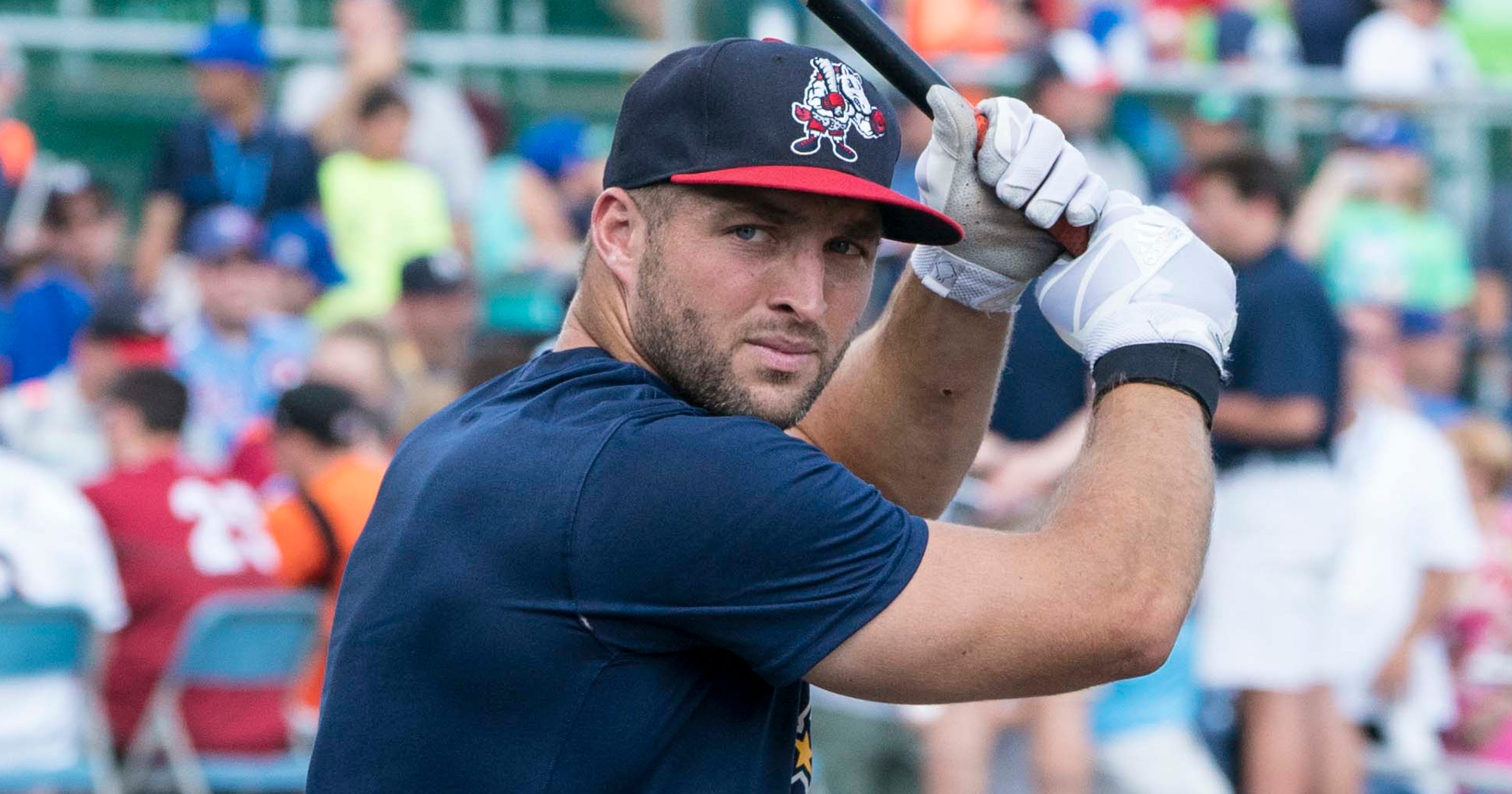 Tim Tebow: Mets GM says player is 'one step away' from major leagues