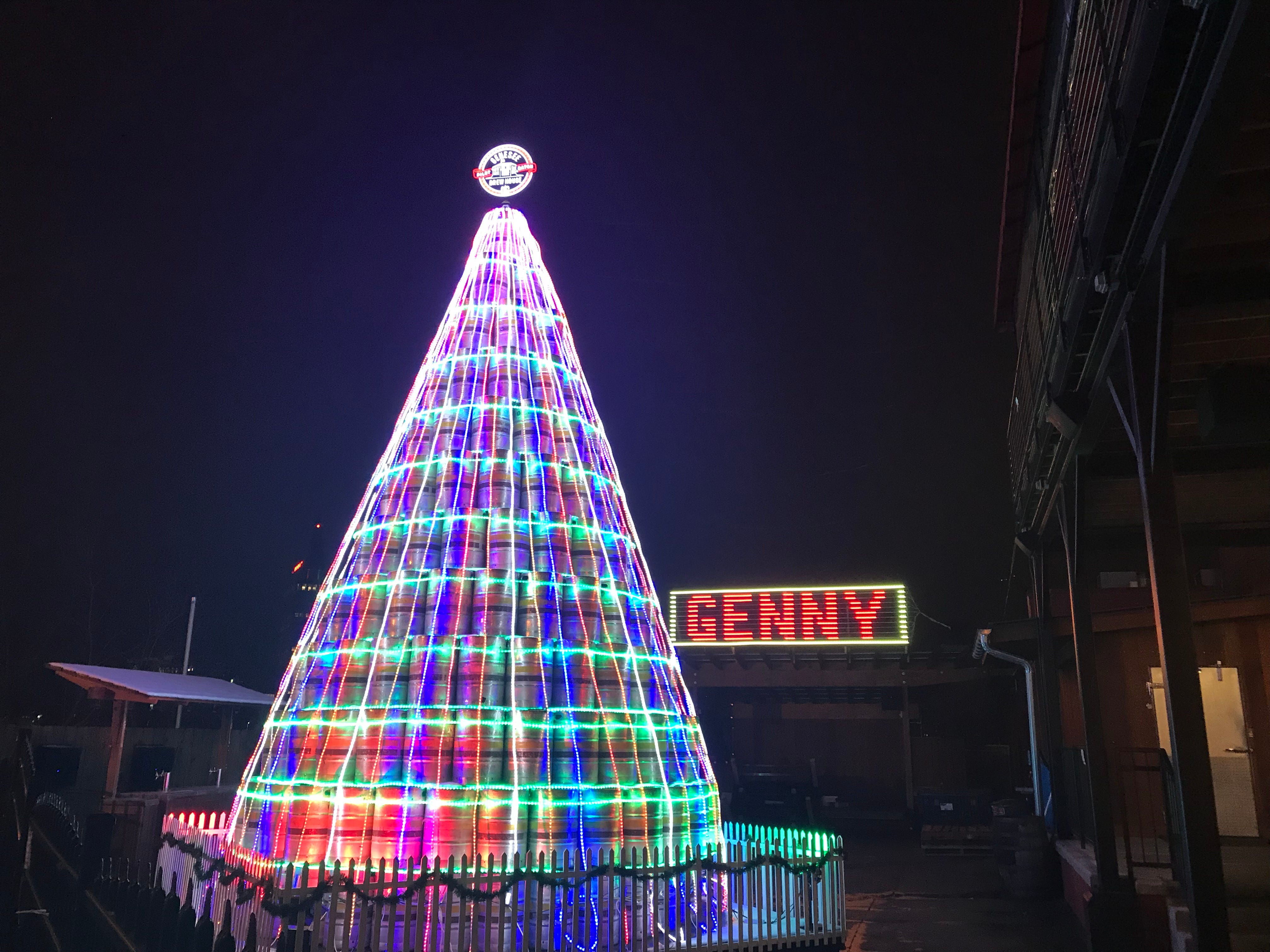 Thousands gather for Genesee Brewery keg tree lighting