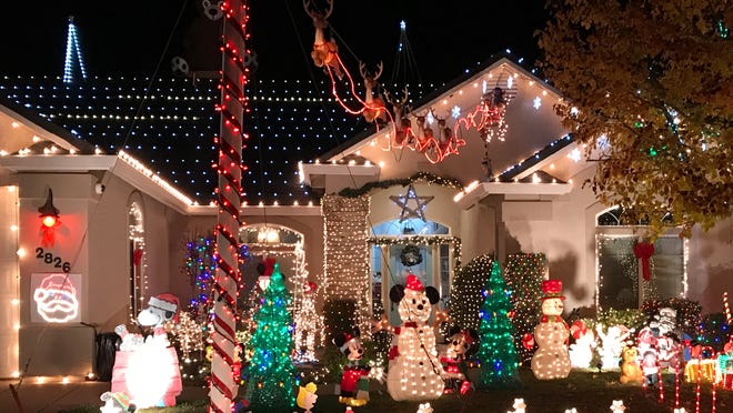 Redding Christmas Lights 2021 Redding Christmas Lights 11 Amazing Displays You Can See Now Redding Christmas Lights 2021 Redding Christmas Lights 11 Amazing Displays You Can See Now