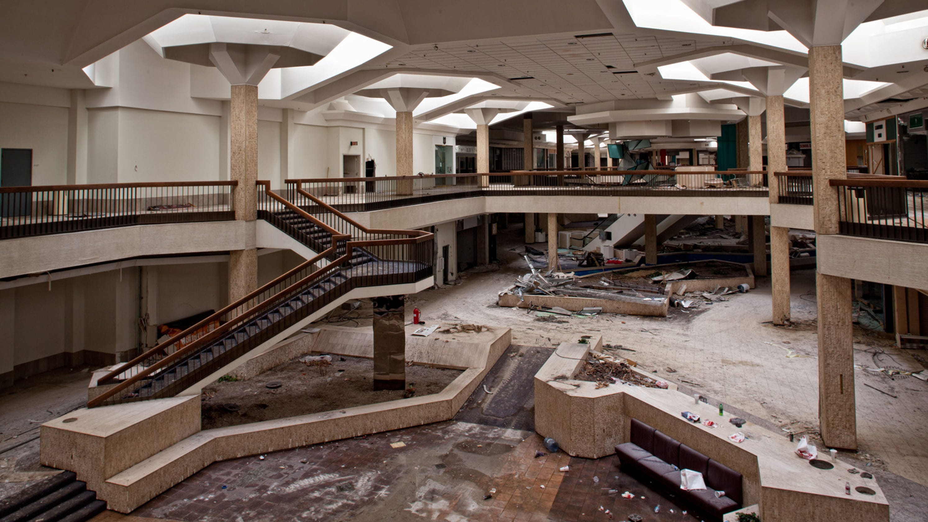 Randall Park Mall: Go inside an abandoned shopping center Randall Park Mall: Go inside an abandoned shopping center