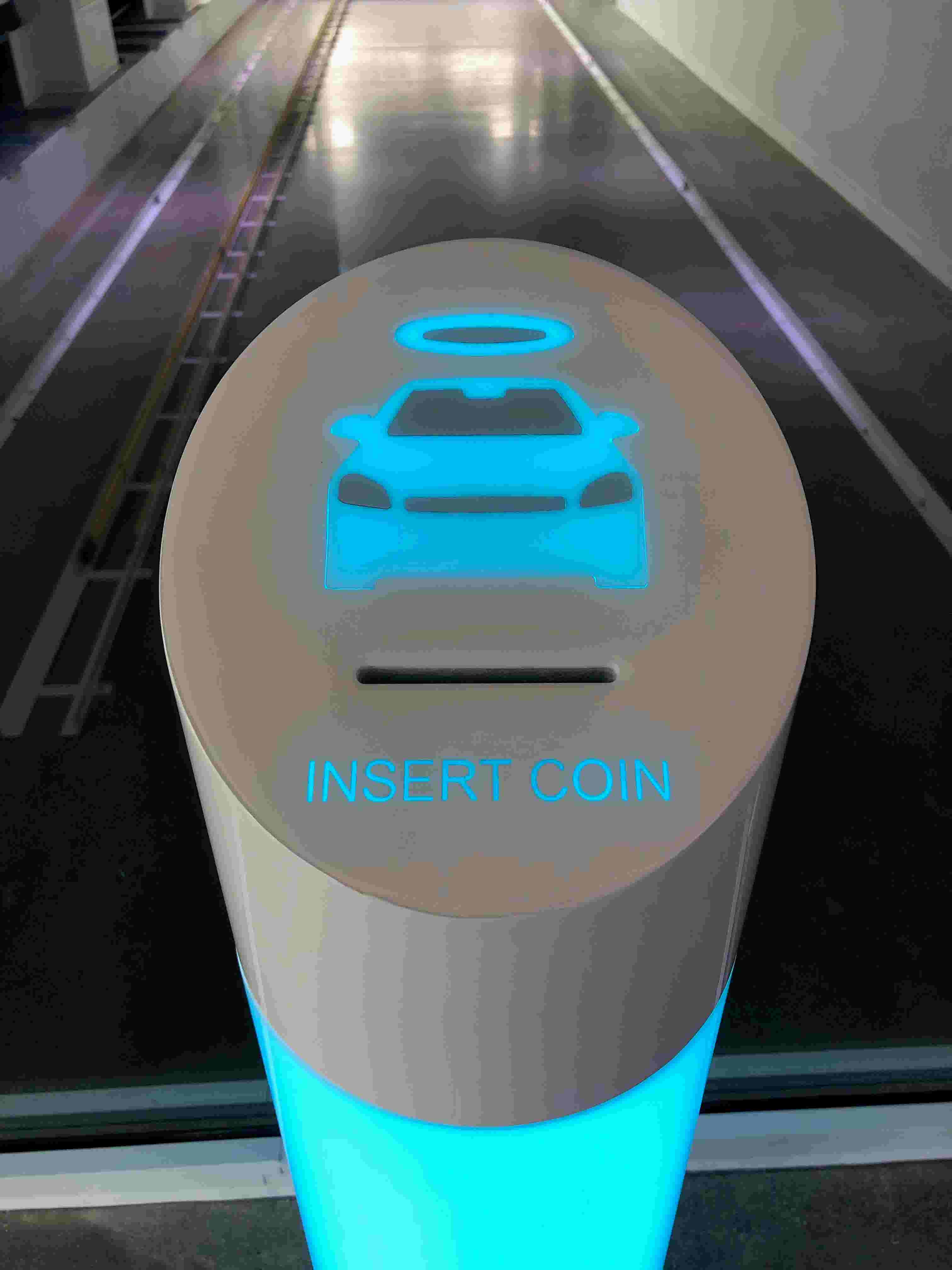 How to use the new Carvana car vending machine in Indianapolis