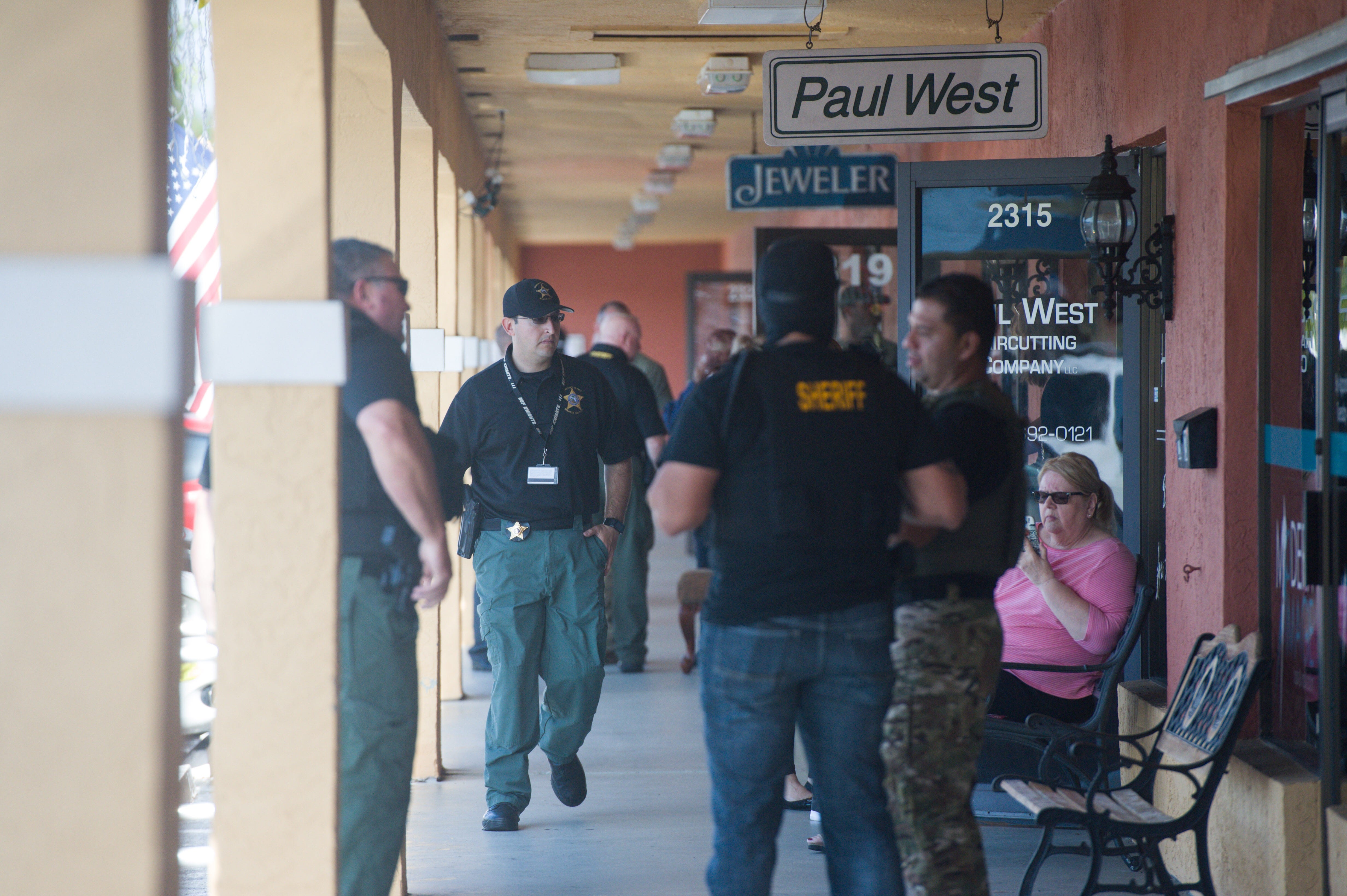 Teen Shot After Jewelry Store Robbery In Jensen Beach On