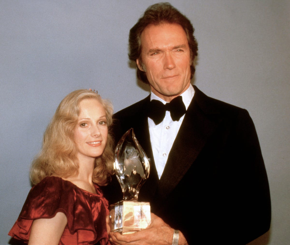 Sondra Locke dies at 74: Tennessee actress starred with Clint Eastwood