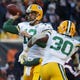 Packers QB Aaron Rodgers planeja continuar jogando, trabalhando em 'detalhes'