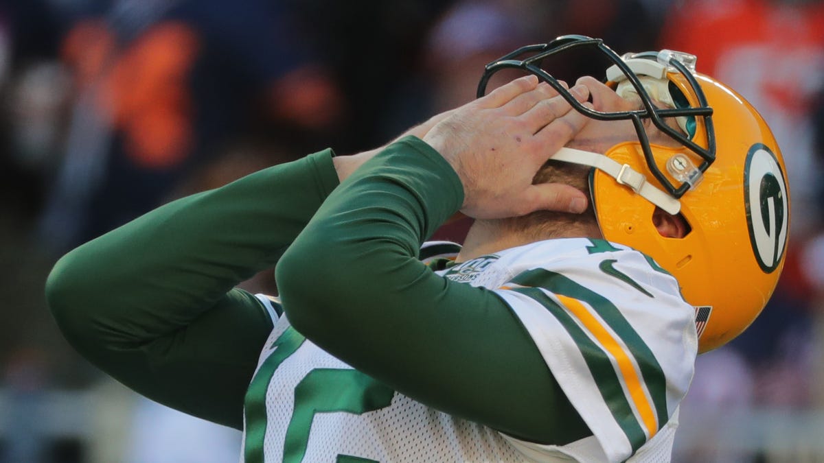 BEST CROP -- Green Bay Packers quarterback Aaron Rodgers (12) reacts after throwing an incomplete pass during the fourth quarter of their game against the Chicago Bears Sunday, December 25, 2018 at Soldier Field in Chicago, Ill. The Chicago Bears beat the Green Bay Packers 24-17.    MARK HOFFMAN/MILWAUKEE JOURNAL SENTINEL