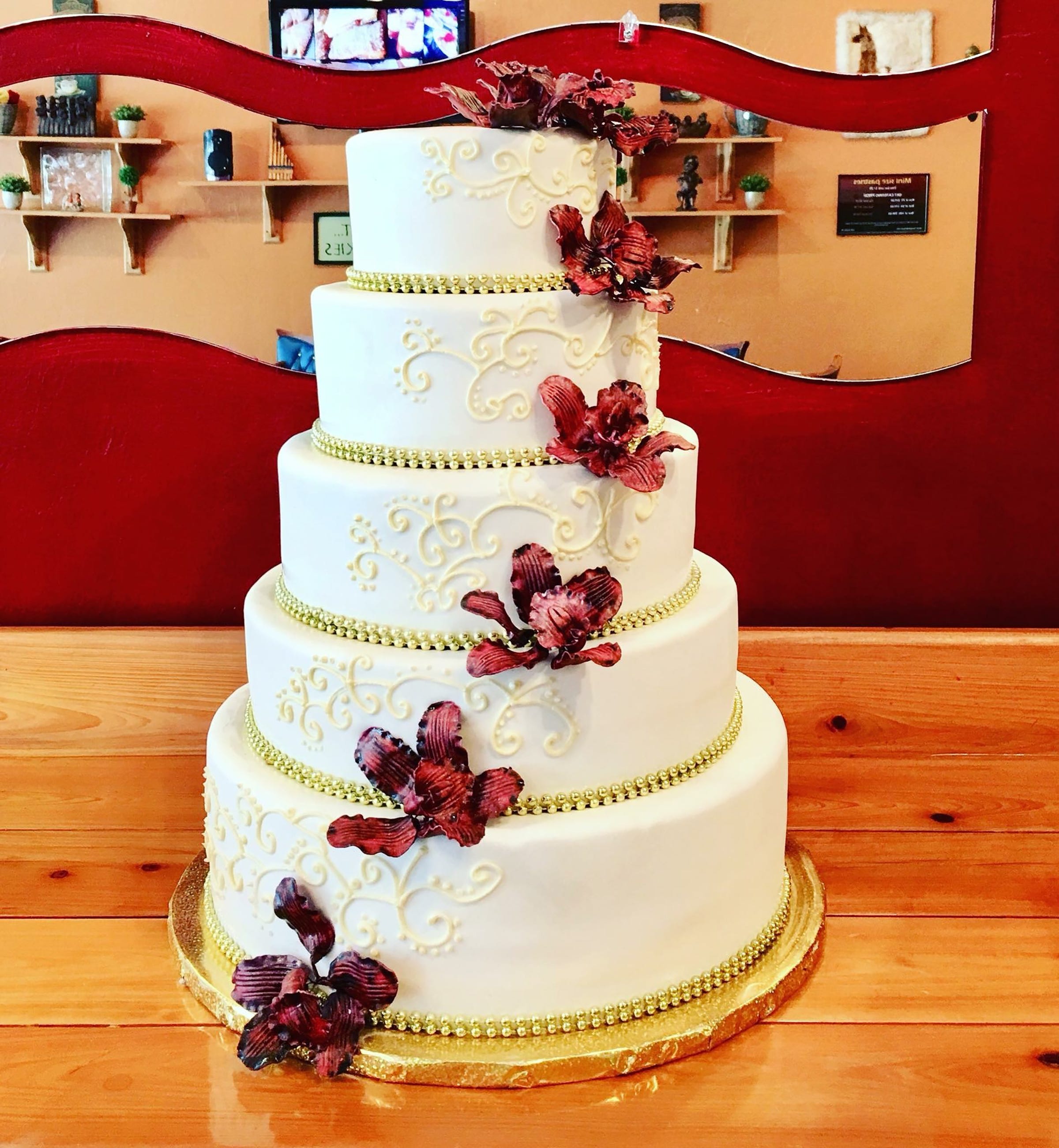 Gustitos Bakery Giving Free Cake Slices Saturday In Naples