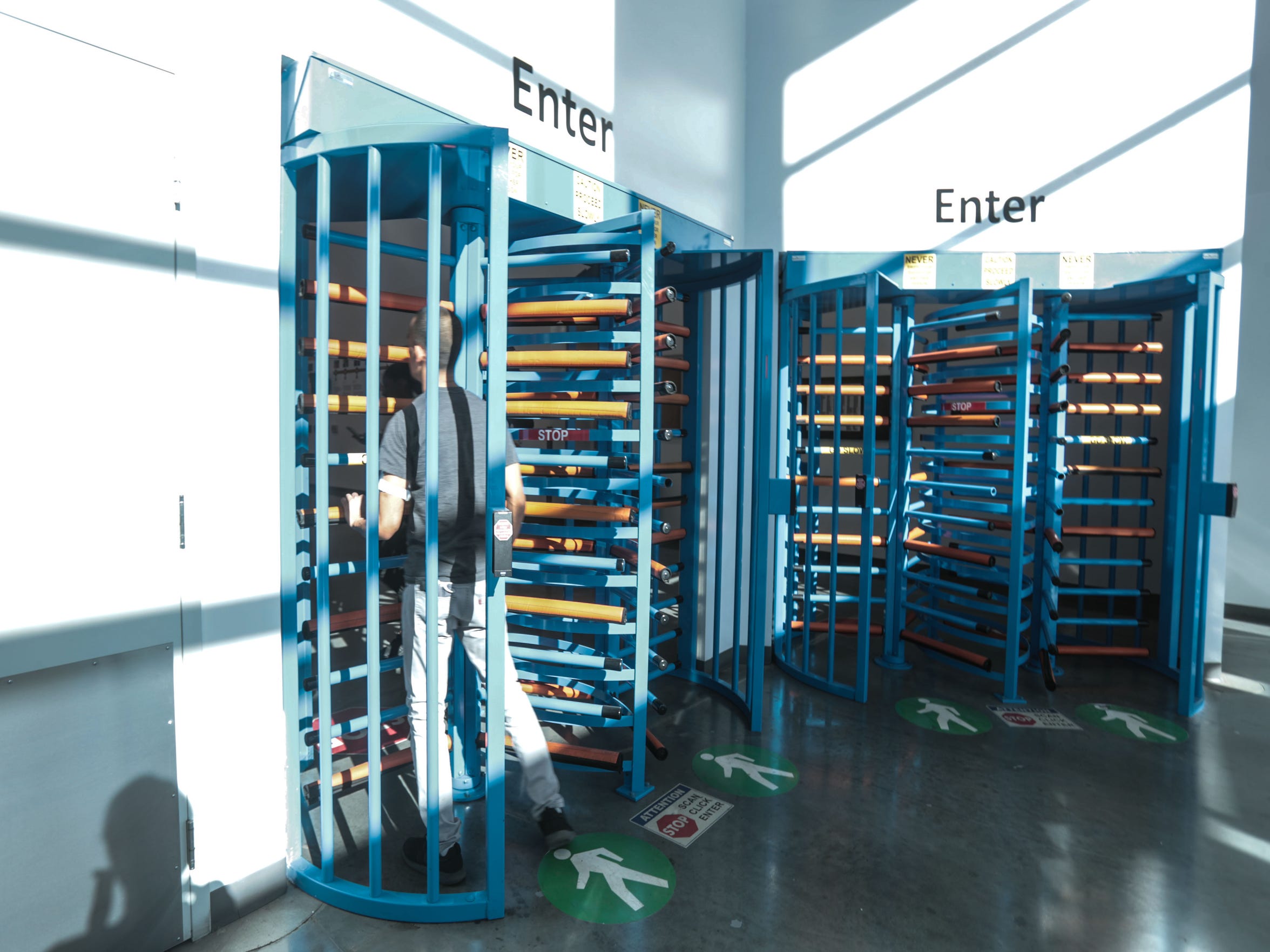 Inside an Amazon warehouse in the final days before Christmas