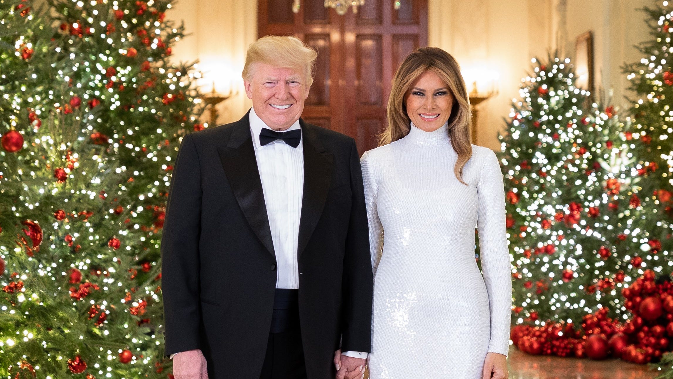 will federal employees get christmas eve off 2020 Donald Trump Gives Employees Christmas Eve Off Through Executive Order will federal employees get christmas eve off 2020