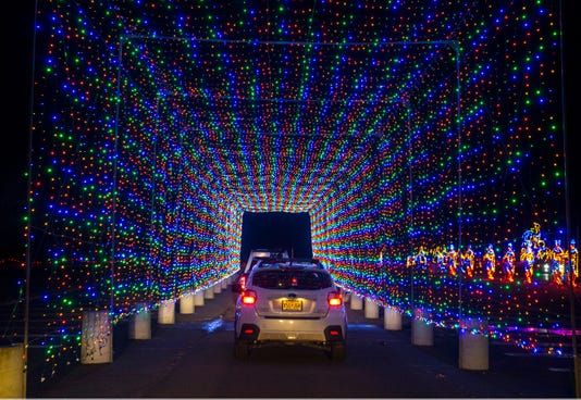 Pnc bank arts center christmas lights Christmas light show brightens PNC Bank Arts Center