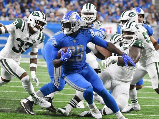 Lions running back LeGarrette Blount is averaging just 2.8 yards per carry this season.