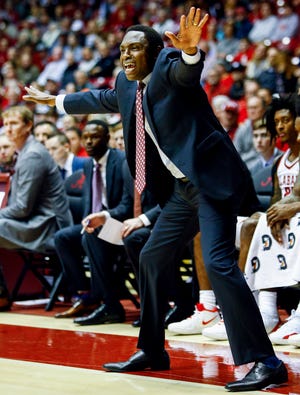 Dec 21, 2018; Tuscaloosa, AL, USA; Alabama Crimson Tide head coach Avery Johnson calls out to players during the first half of an NCAA college basketball game against the Penn State Nittany Lions at Coleman Coliseum. Mandatory Credit: Butch Dill-USA TODAY Sports