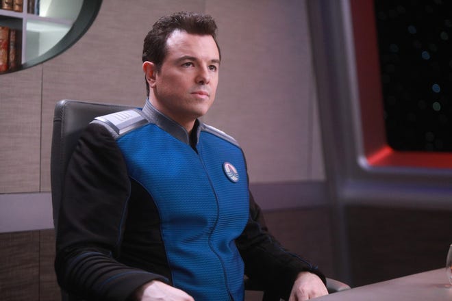 Seth Macfarlane Talks The Orville Family Guy Carrie Fisher Tribute