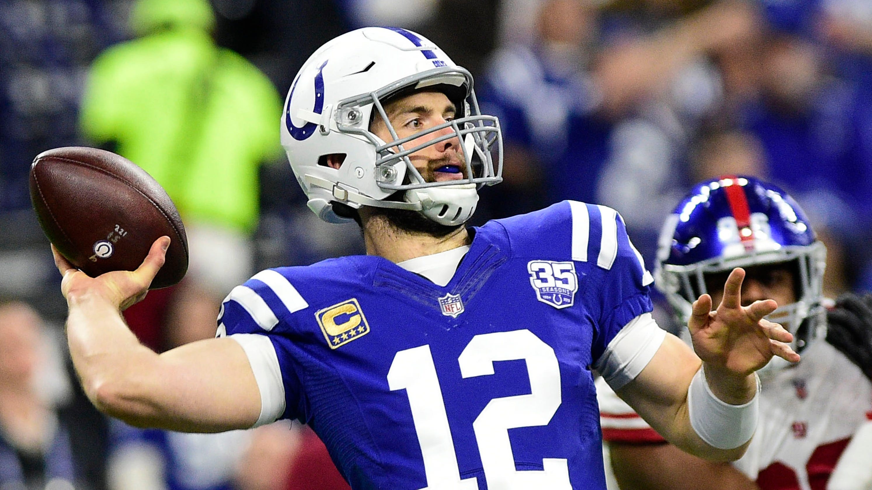 What NFL games are on TV Sunday? Week 17 pro football schedule