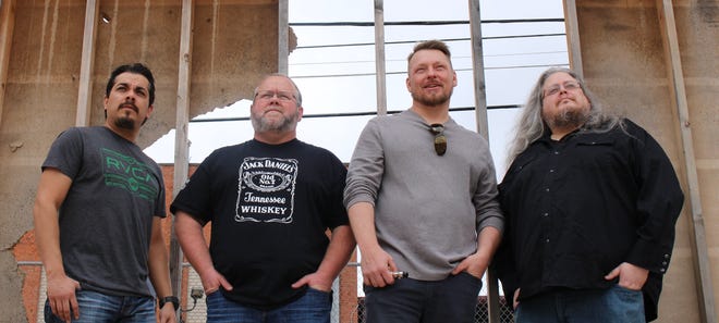 Ninety to Nothing will perform beginning at 9:30 p.m. Monday at the annual New Year's Eve bash at the Iron Horse Pub. Expect anything from Deep Purple to Prince to Rage Against the Machine.