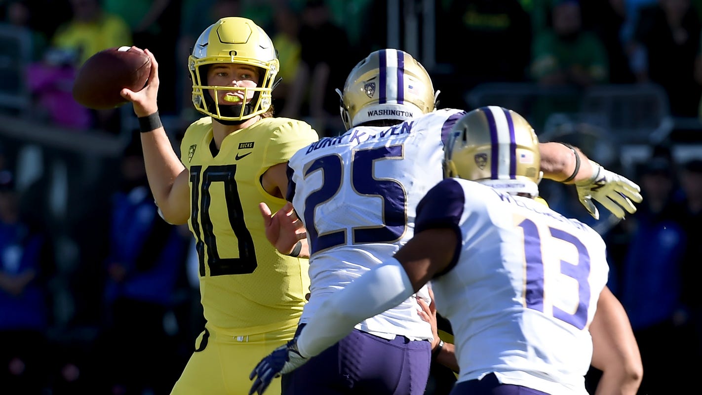 A Look At The Top Games For College Football S Opening Week