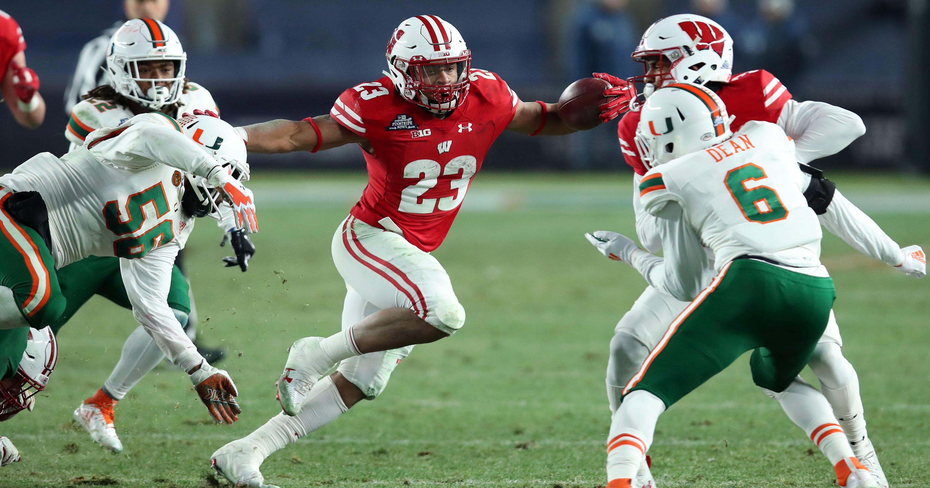 College Football 10 Best Running Backs Led By Jonathan Taylor
