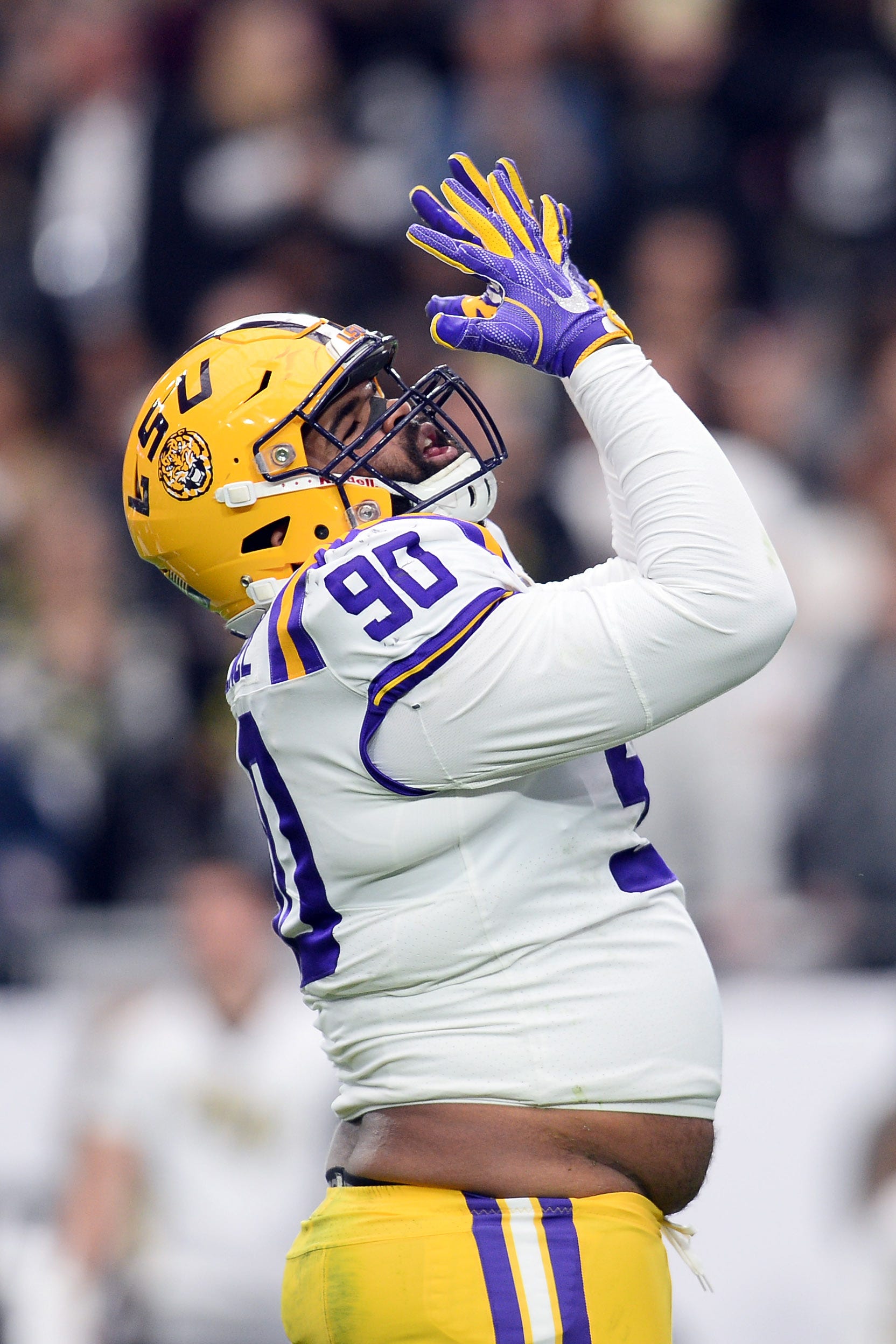 lsu gloves football