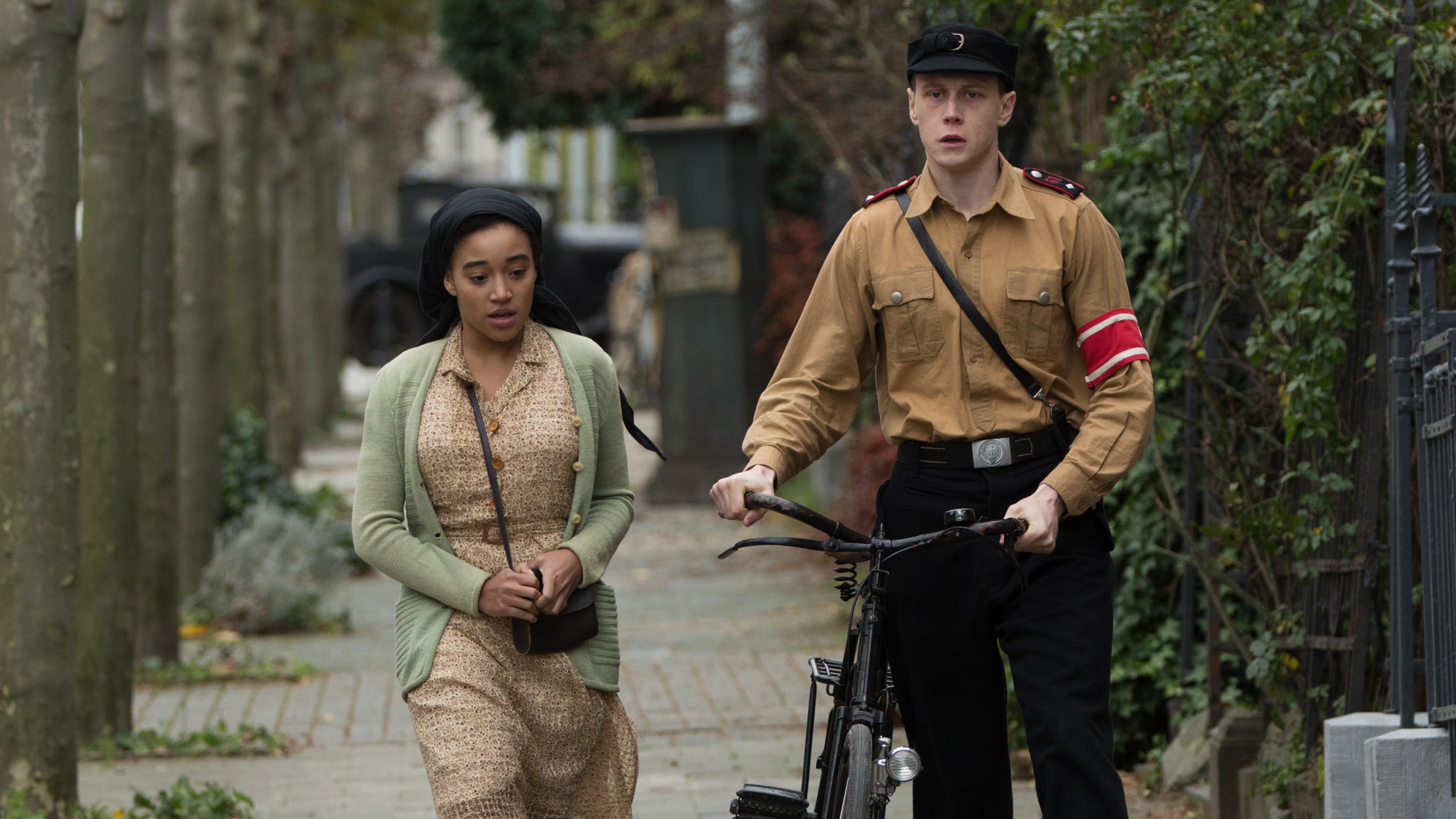 Amandla Stenberg's interracial Nazi Germany love story sparks backlash Amandla Stenberg's interracial Nazi Germany love story sparks backlash