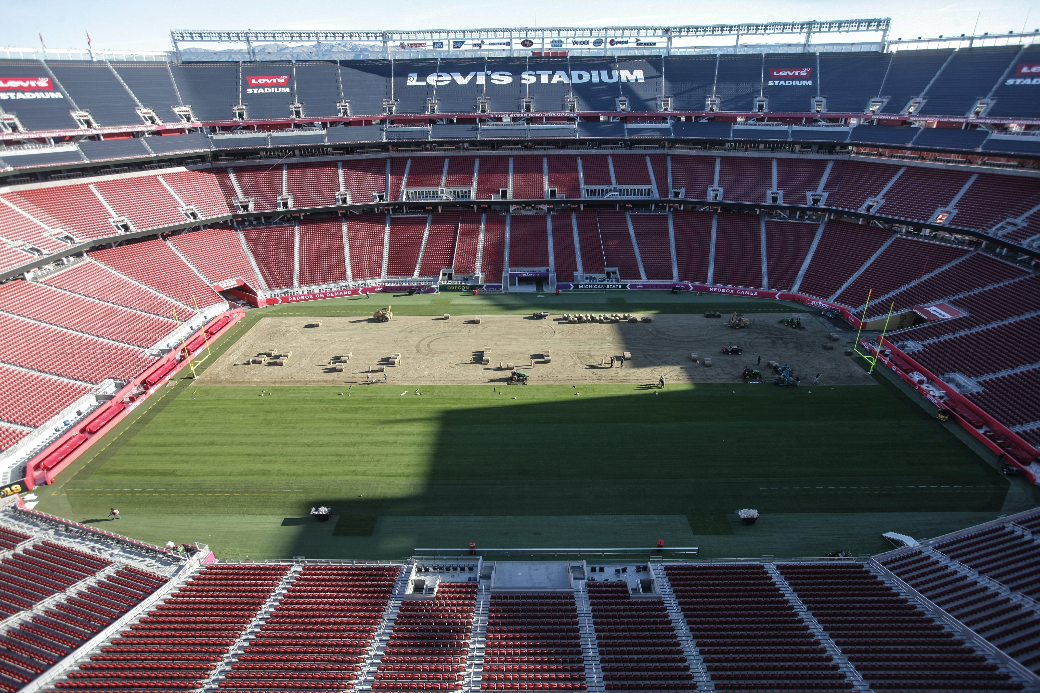 Palm Desert's West Coast Turf installs new field for college playoff game