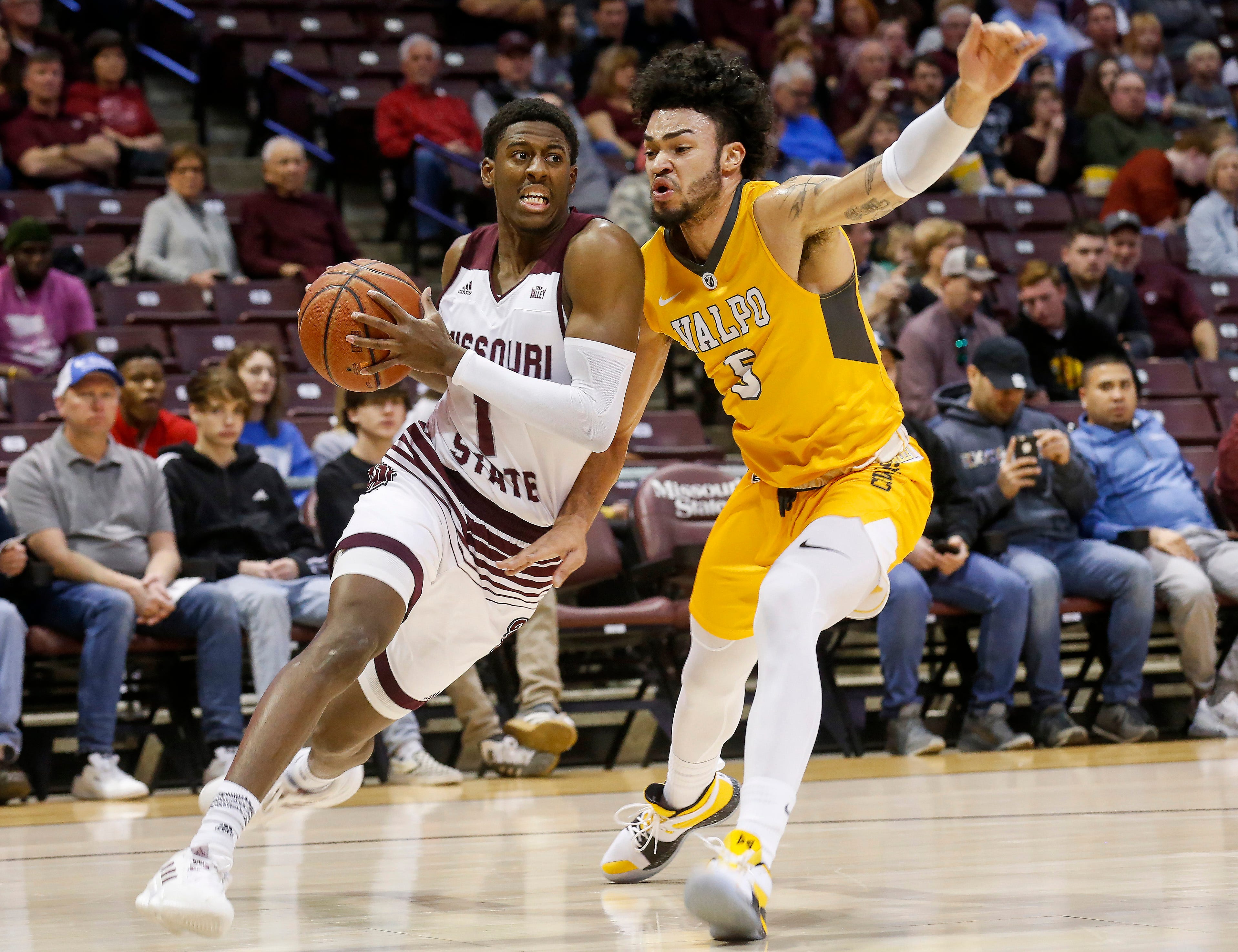 Keandre Cook, of Missouri State University, drives across the base line during the Bears game against Valparaiso at JQH Arena on Saturday, Jan. 5, 2018.
