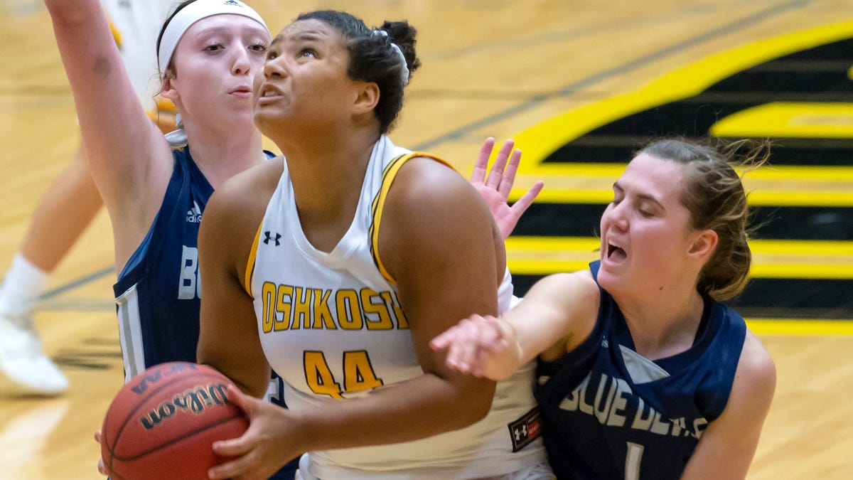 Women S Basketball Uw Oshkosh 81 Uw Stout 54