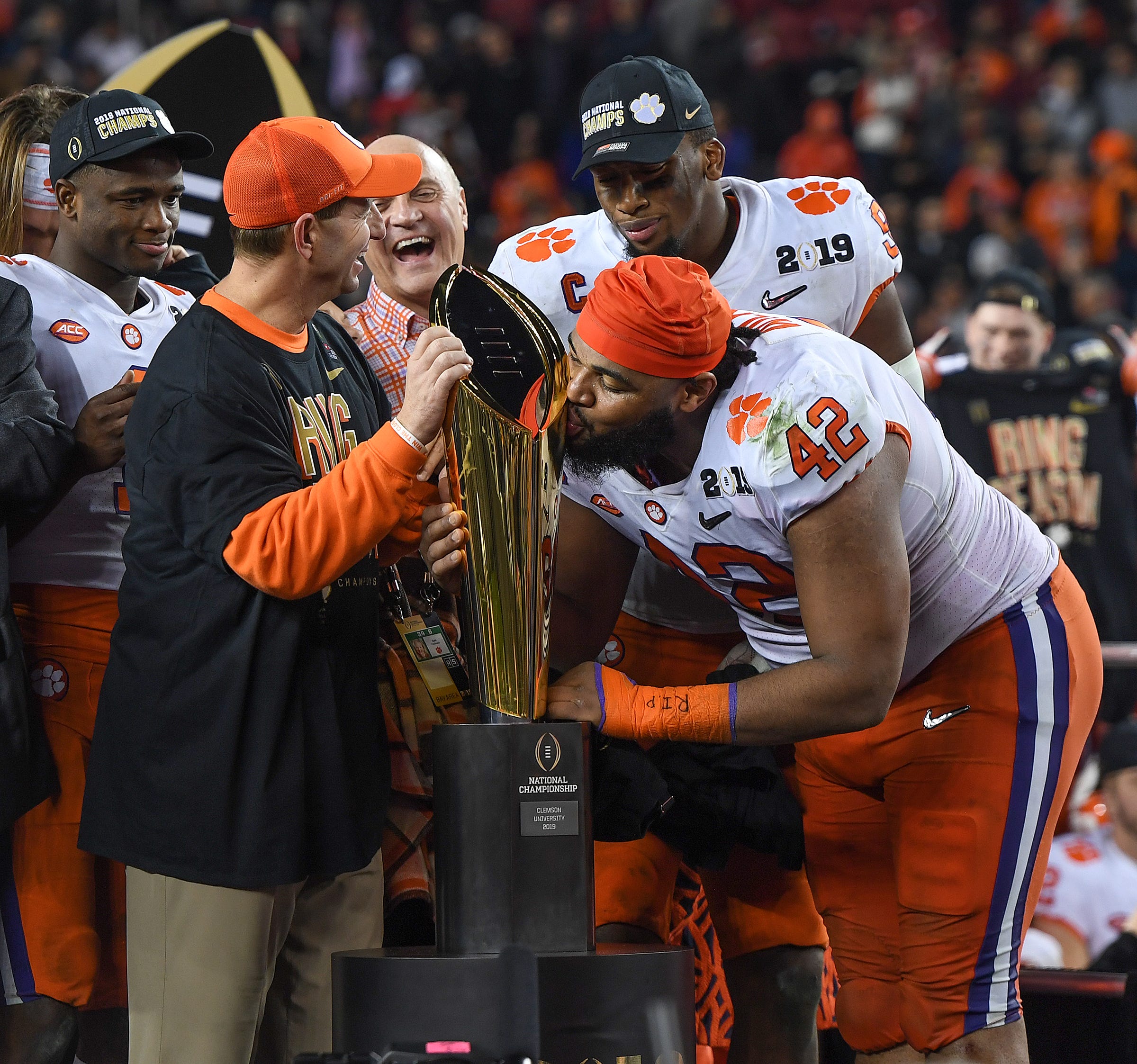 Trump National Champ Clemson Football Team To Visit White House