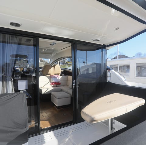 The stern of a 2017 Sea Ray 400 Sundancer at the...