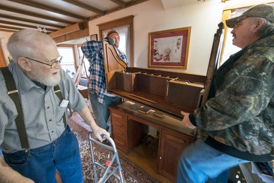 Pa Man Returns Heirloom Desk To Millersville University Decades Later