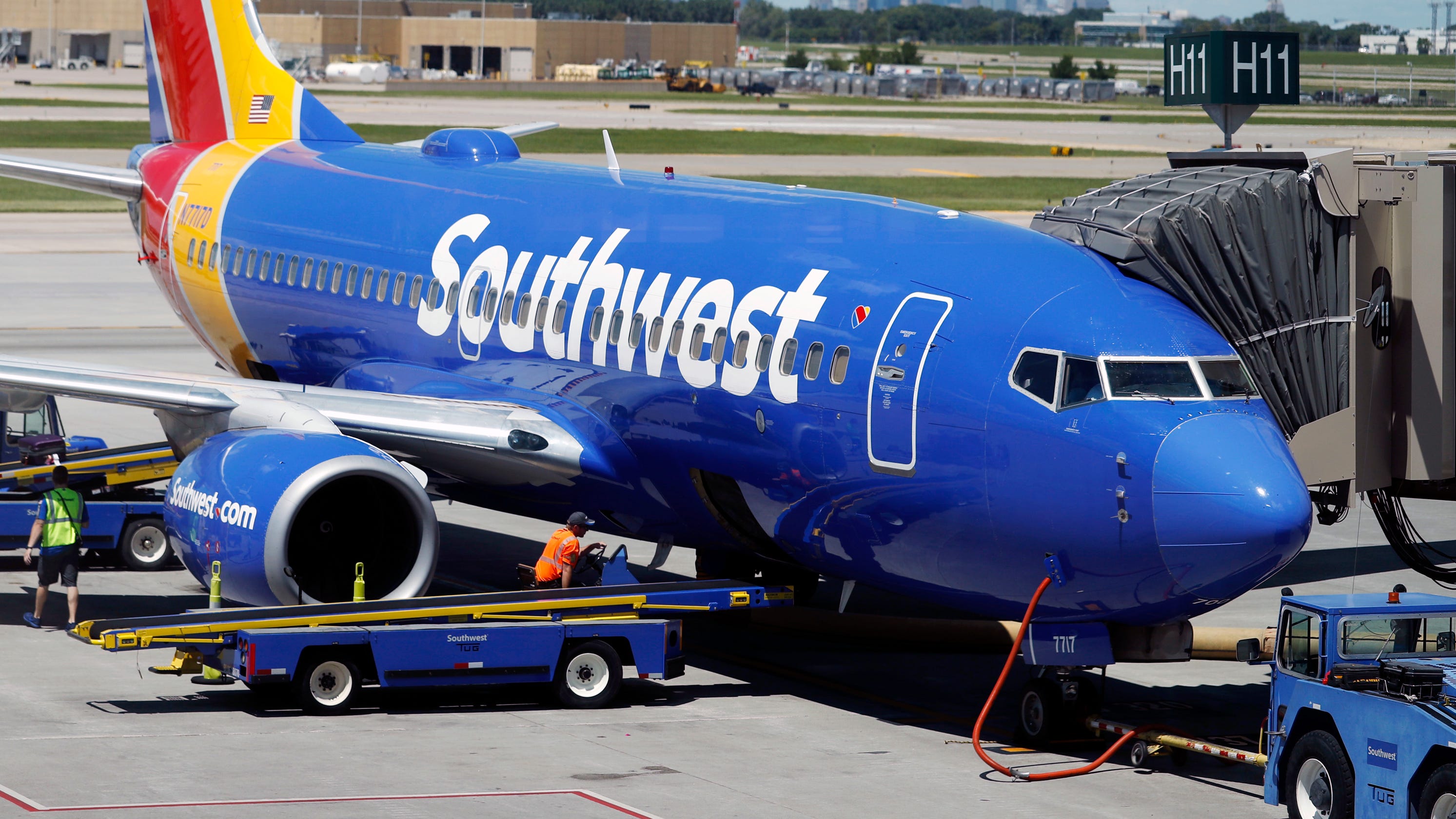 Southwest Airlines: Hawaii flights likely delayed until at least April Southwest Airlines: Hawaii flights likely delayed until at least April