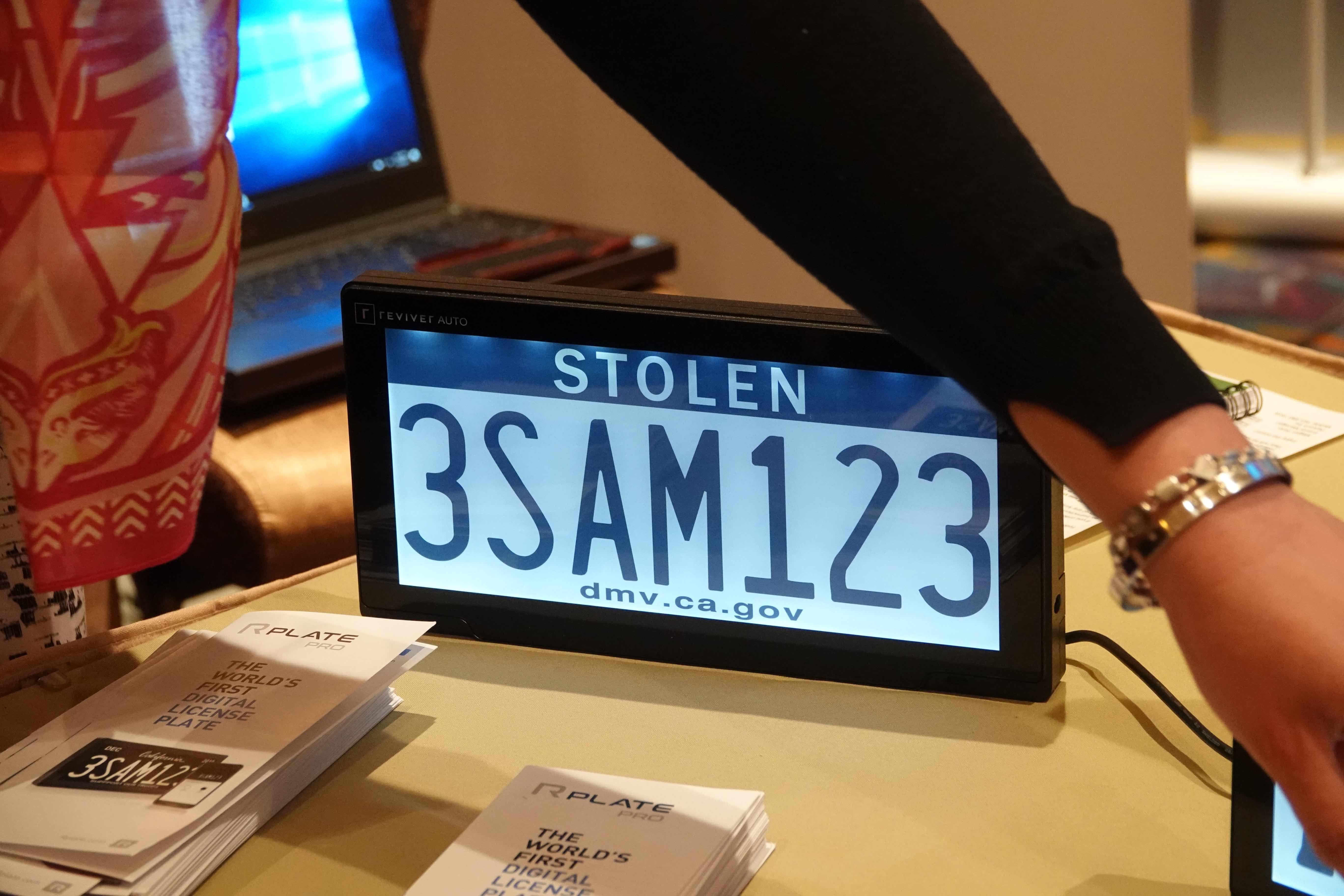 Digital license plates Florida considering plates