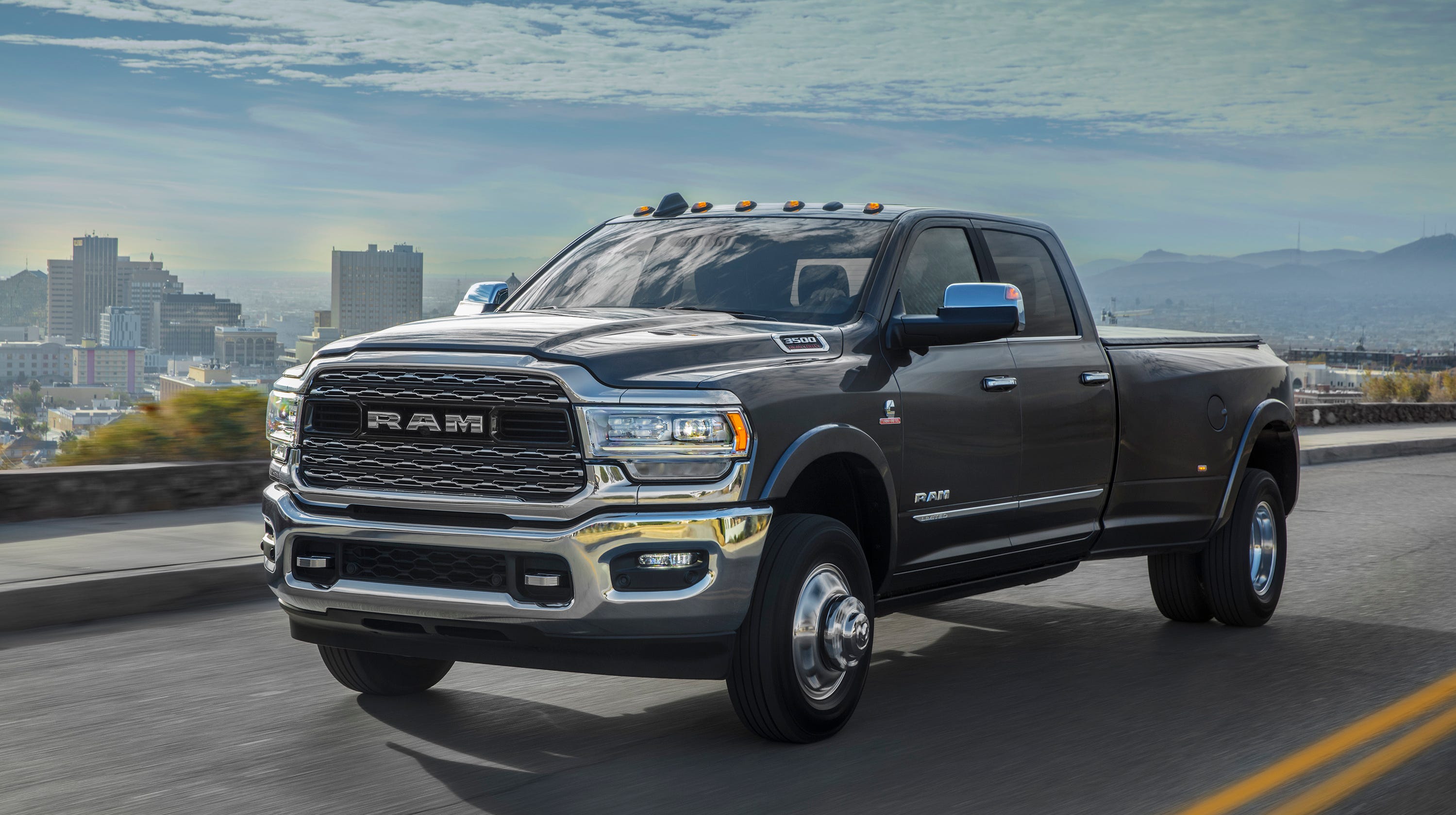 Ram 2500 And 3500 Heavy Duty Trucks Debut At Detroit Auto Show ram-2500-and-3500-heavy-duty-trucks-debut-at-detroit-auto-show