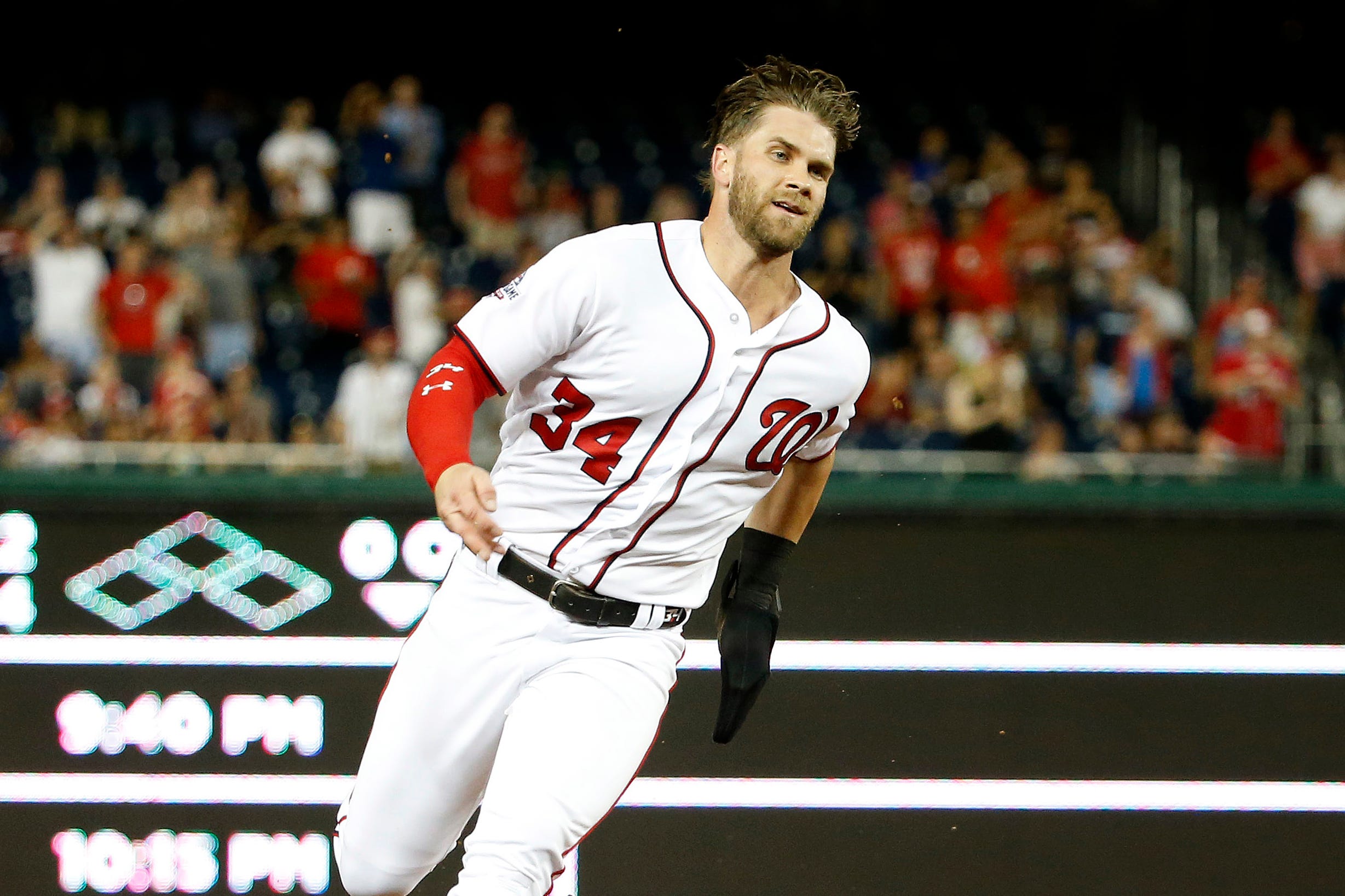 Bryce Harper Agrees To Record Breaking Deal With Philadelphia Phillies